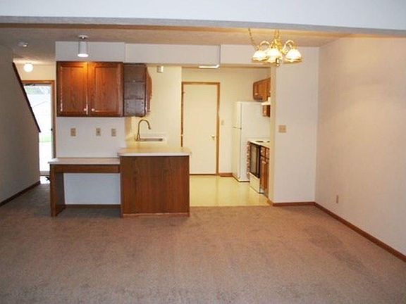 Living Room/Kitchen