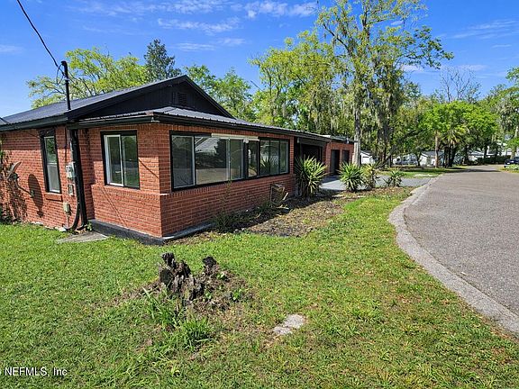 27th image of 9604 WOODLAND Avenue