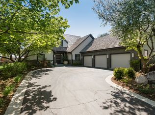 4634 Twin Lakes Ln, Long Grove, IL 60047