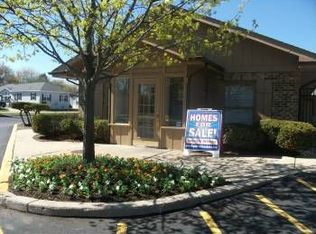525 McHenry Rd, Wheeling, IL 60090