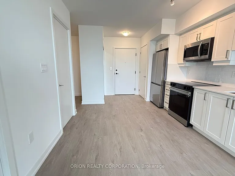 556 Marlee Ave #612 — Photo 5