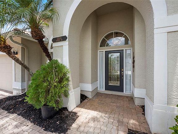 4th image of 21574 Belhaven WAY