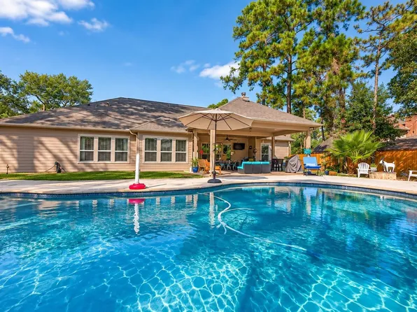 15406 Winterhaven Dr, Tomball, TX 77377