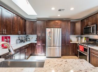 5345 E Hanbury St, Long Beach, CA 90808
