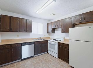 2433 E St #5, Lincoln, NE 68510