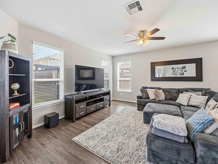 20810 Cullen Ranch Rd — Photo 12