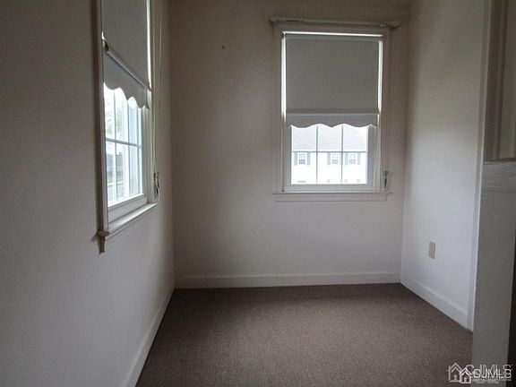 2nd image of 88 N Gloucester Way #N