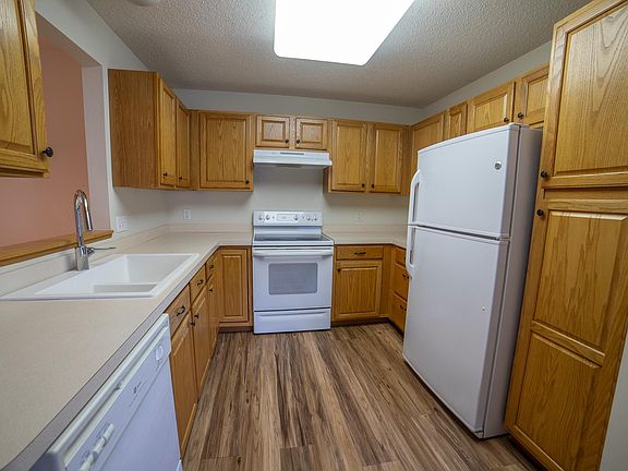 5th image of 14677 Bloomfield Way