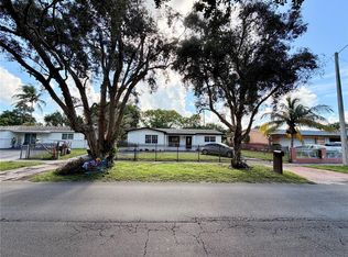 18711 NW 24th Ave, Miami Gardens, FL 33056