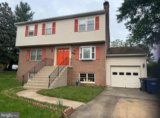 7863 Thor Dr, Annandale, VA 22003