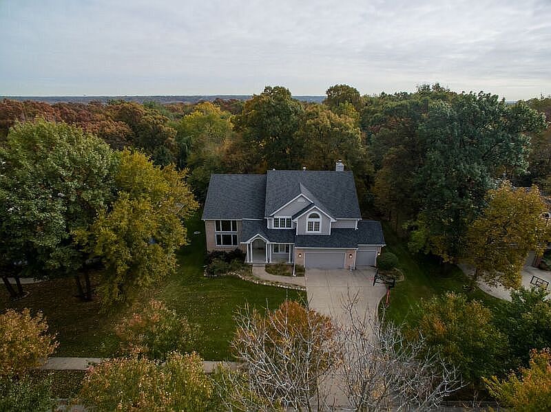 1st image of 7031 Forest Dr