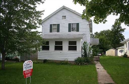 1st image of 921 E Fairview Ave