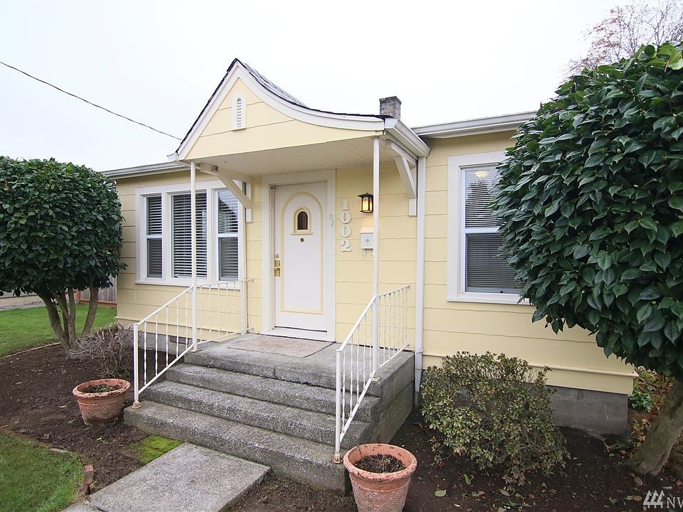 1st image of 1002 Park St