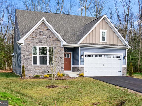 2nd image of 37476 Woods Run Cir
