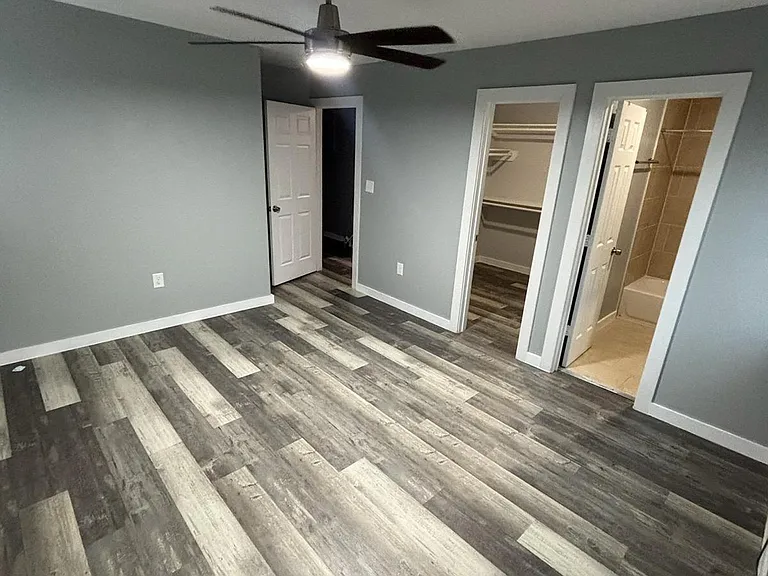 8220 Crestview Dr #A — Photo 12
