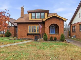 2911 21st Ave, Rock Island, IL