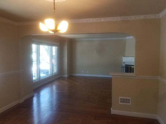 4th image of 255 Noe St