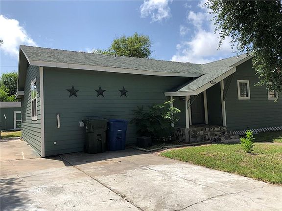 2nd image of 1122 Prince Dr