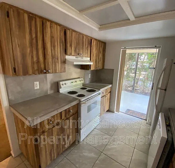 2925 Pinellas Point Dr S — Photo 12