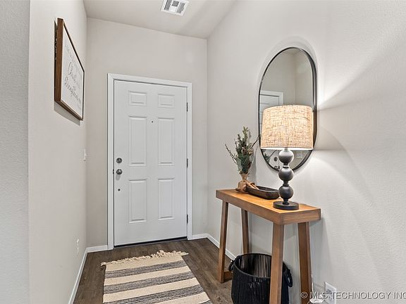 5th image of 7406 E 143rd Pl N