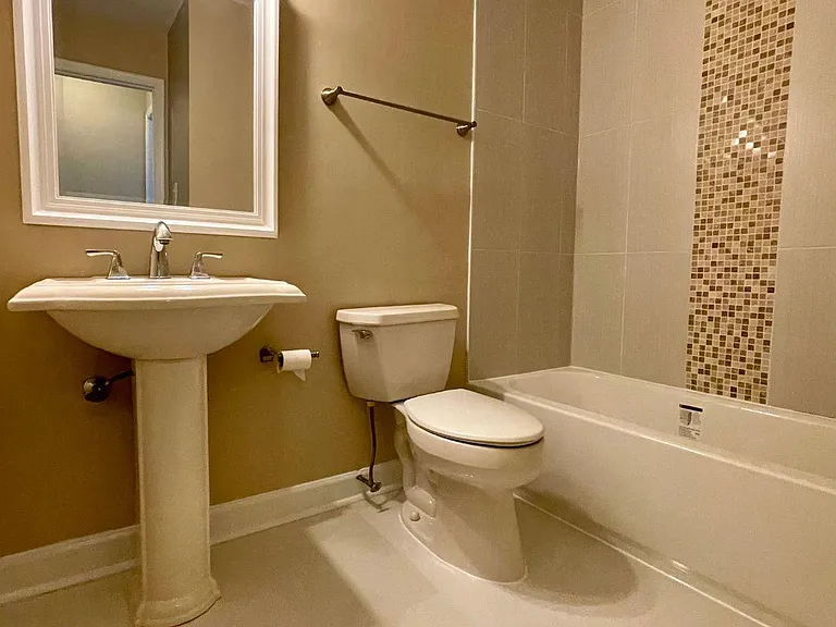 1104 Mews Dr #1104 — Photo 10