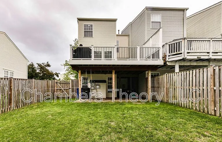 235 Shirley Sq SE — Photo 37