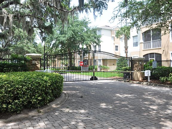 4th image of 6347 Goethe St Unit 106