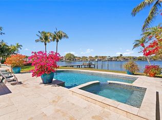 1126 Monterey Blvd NE, Saint Petersburg, FL 33704
