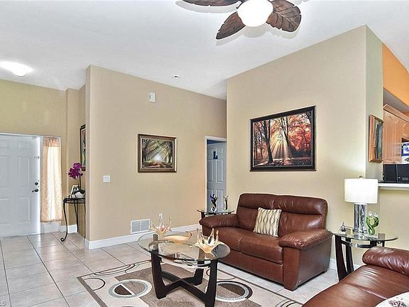 4th image of 424 La Perouse St