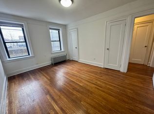 3215 35th St APT A3, Astoria, NY 11106