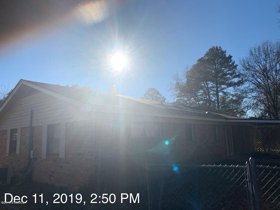 2nd image of 522 Pleasant Valley Dr