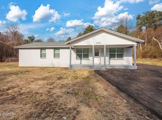 3950 Newcastle Dr, Bolivar, TN 38008