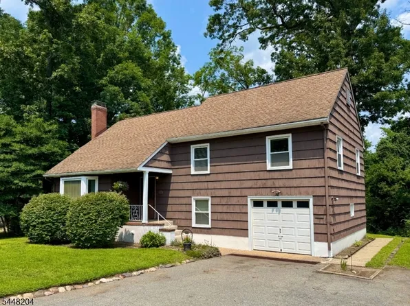 208 Riverside Dr, Denville Twp., NJ 07834