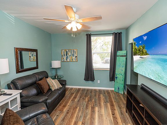 4th image of 12081 Summergate Cir #104-104-104