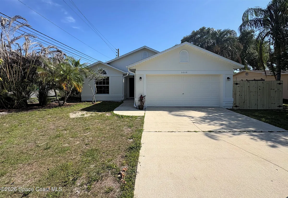Photo 2 of 29 - 3009 Elizabeth St - Melbourne, FL Building Photo - 3009 Elizabeth St