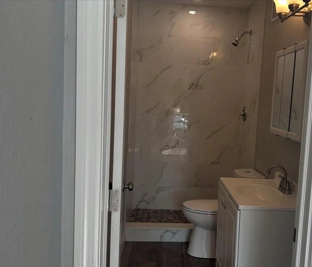 Studio, 1.0 bath, 1378 sqft, $800 — Photo 4