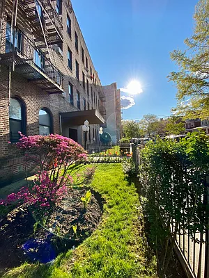 Rented by Zjama Realty Corp | media 15