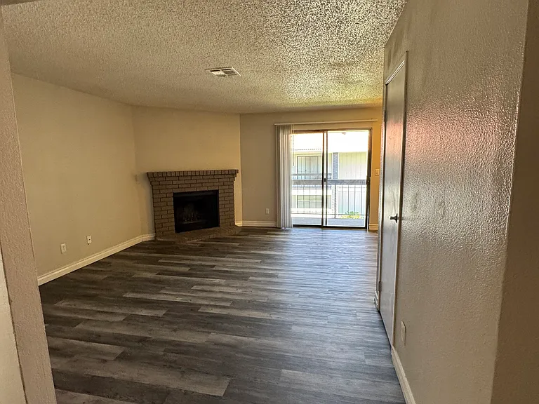 Enclave at Redwood — Photo 61
