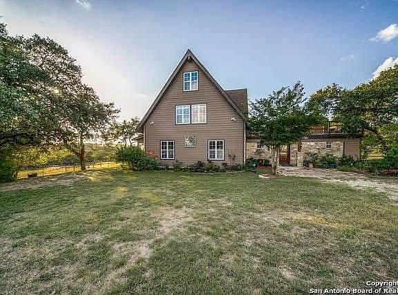 4th image of 130B Oak View Dr #B