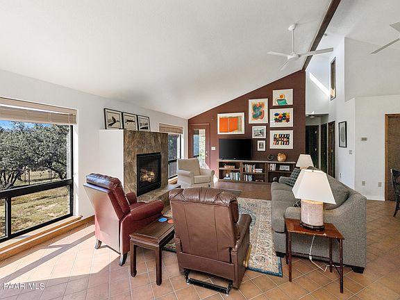 2nd image of 3058 N Yazi Cir
