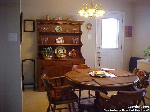 5th image of 2918 Candleside Dr