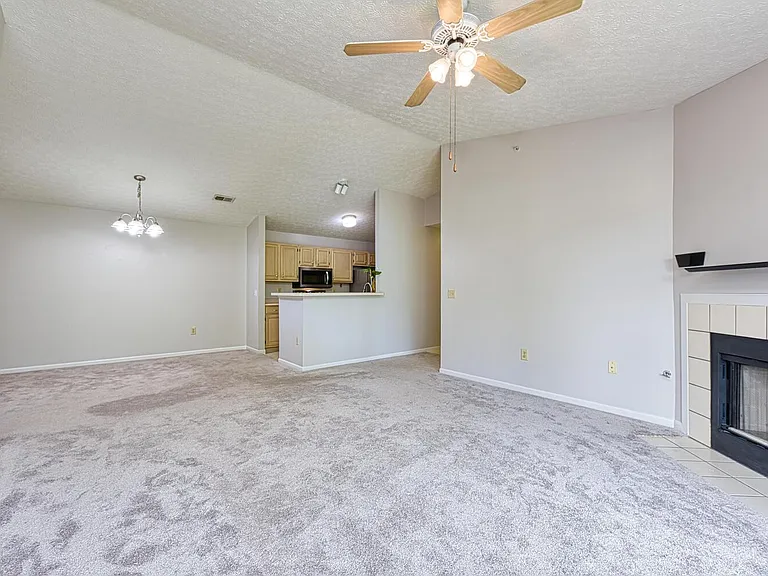 2323 Vicente Ct #309 — Photo 10