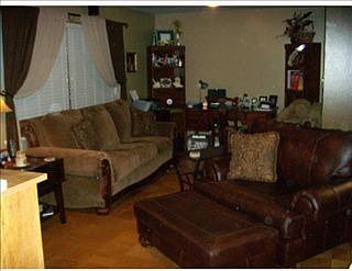 2nd image of 9525 Palmetto Ln