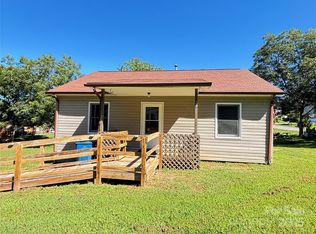 29 Ashley St, Granite Falls, NC 28630