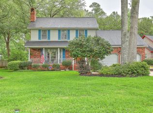220 Knightsbridge Dr, Charleston, SC 29418