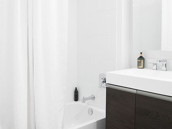 4th image of 2810 Jackson Ave APT 29T