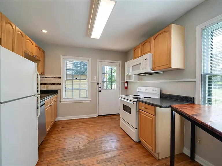 1732 Watterson Rd — Photo 7