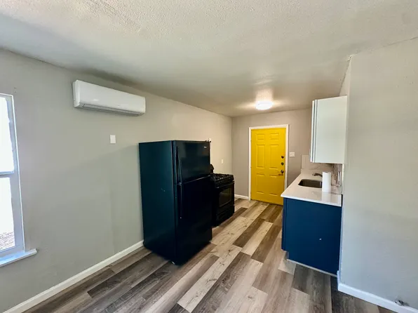 986 SW 37th St #986, San Antonio, TX 78237