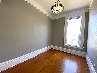 4th image of 1106 Valencia St #D