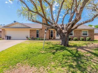 710 Ridgeway Rd, Joshua, TX 76058